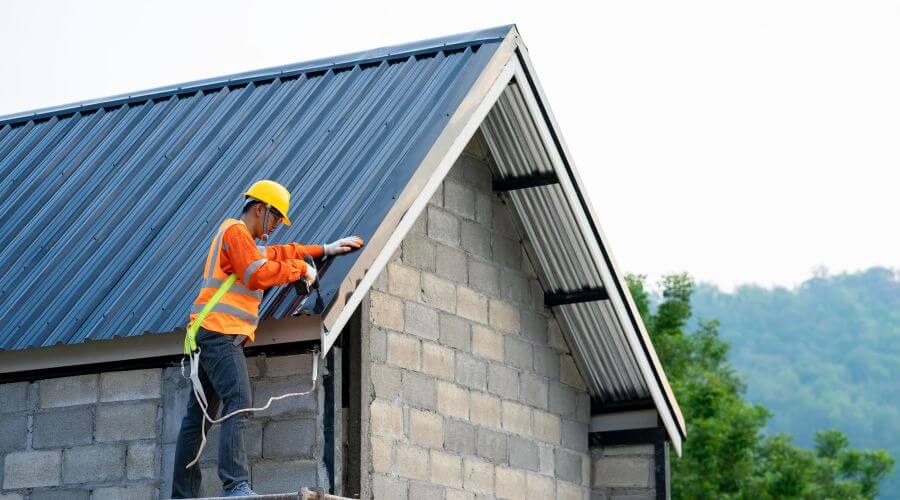 Professional Flat Roofing Installation in Barbeau, MI
